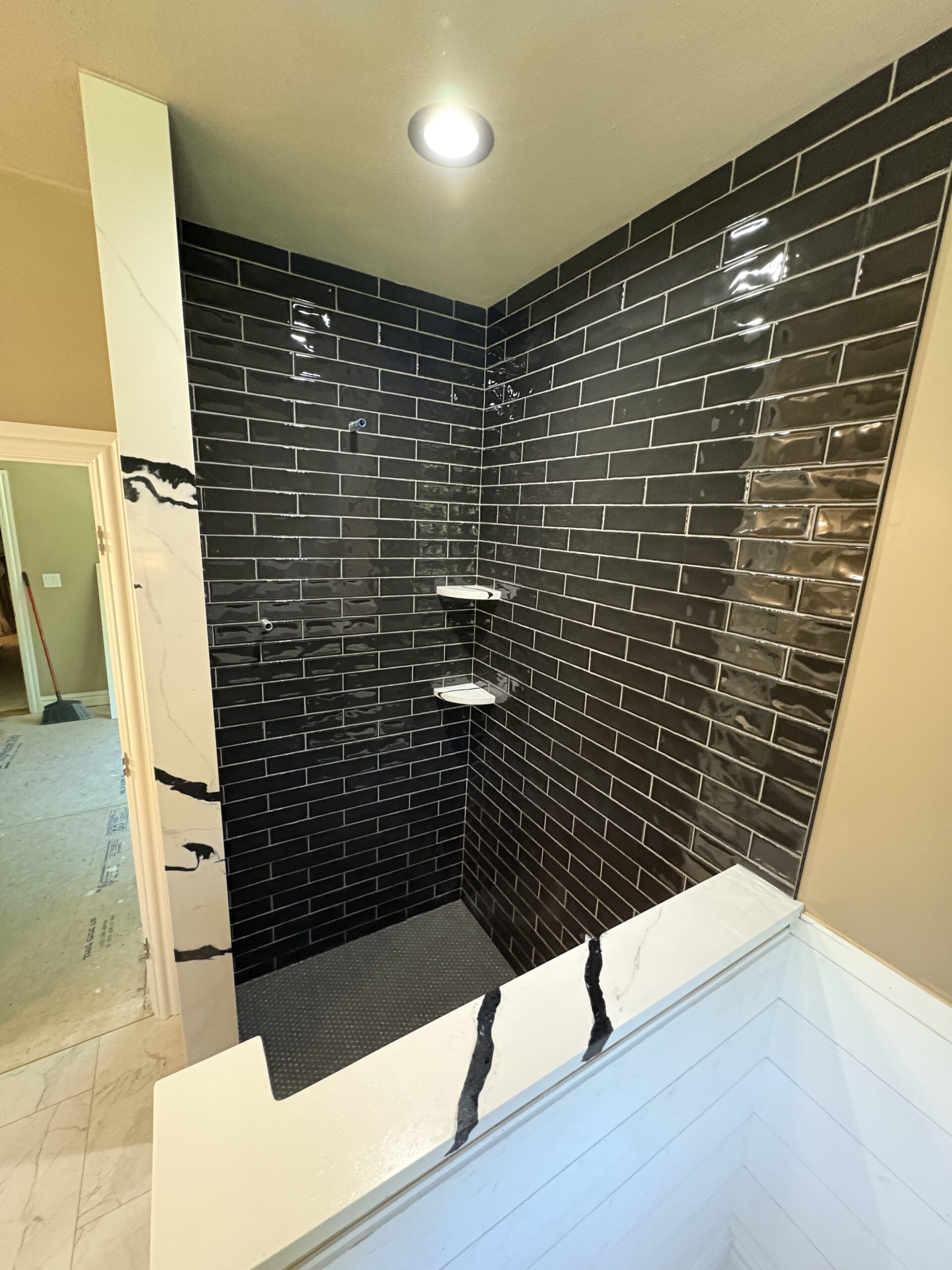 Black & White Shower